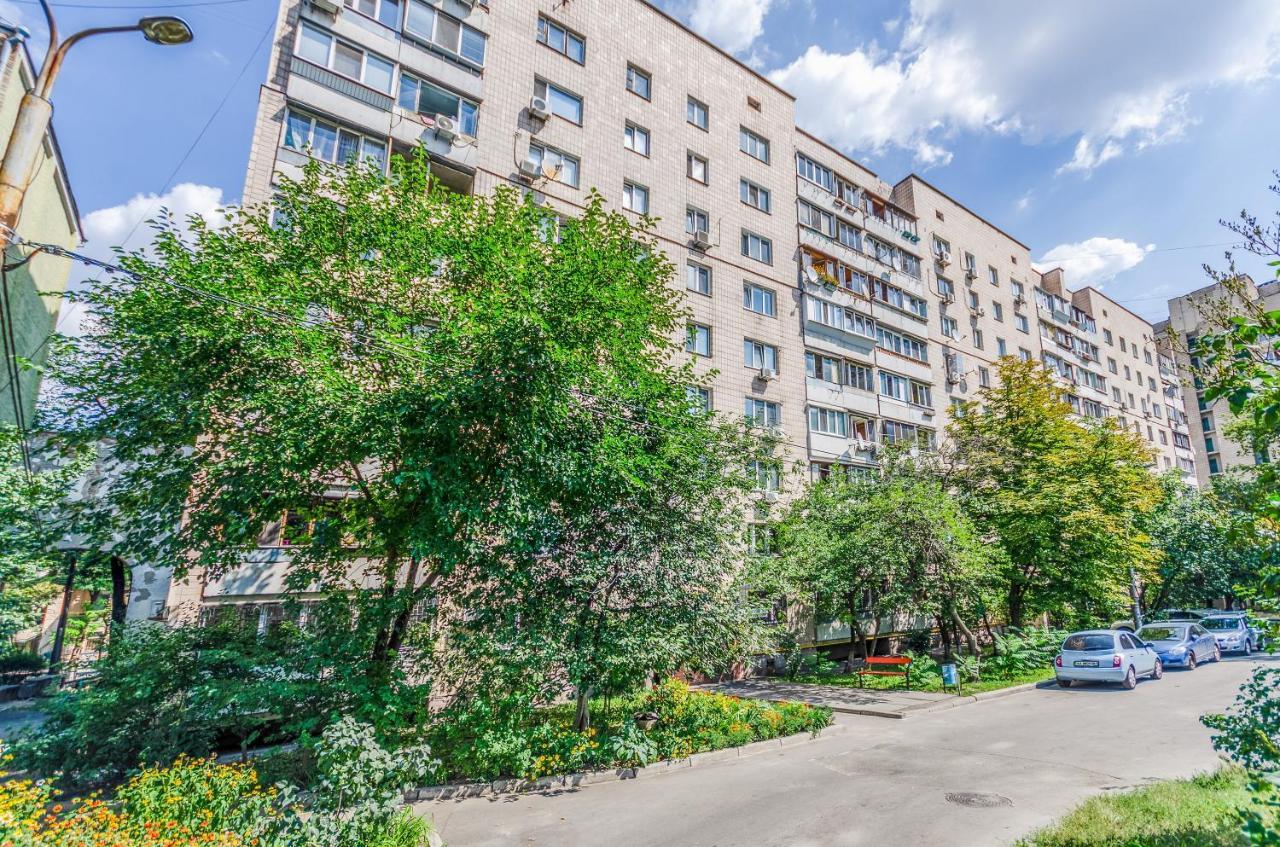 Sun City Hostel 3 Киев Экстерьер фото