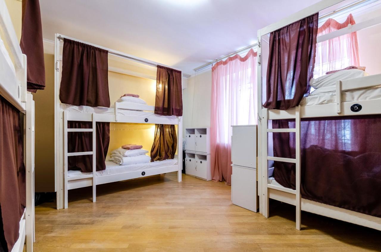 Sun City Hostel 3 Киев Экстерьер фото