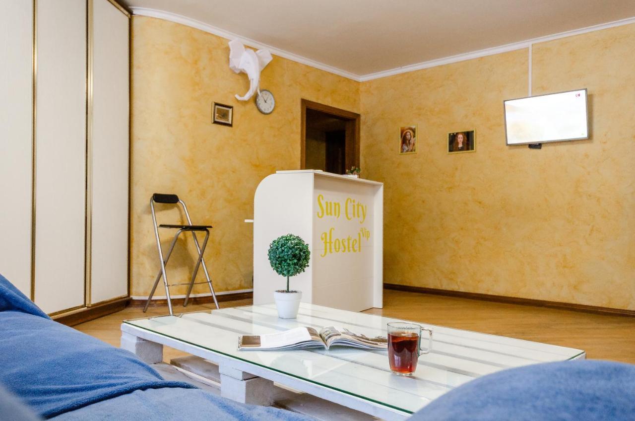 Sun City Hostel 3 Киев Экстерьер фото