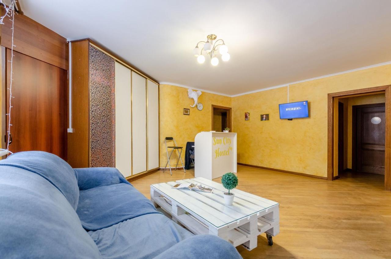 Sun City Hostel 3 Киев Экстерьер фото