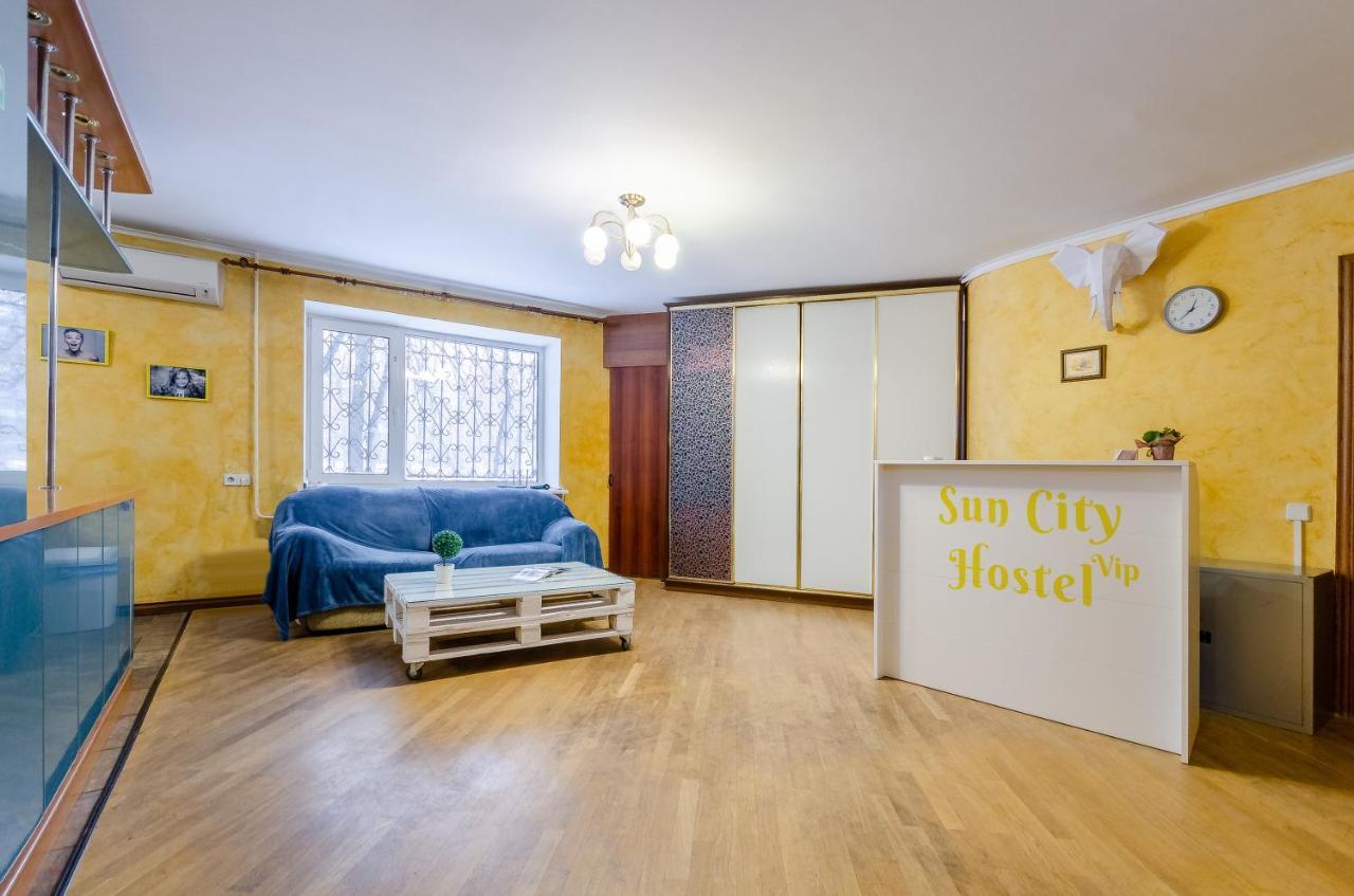 Sun City Hostel 3 Киев Экстерьер фото